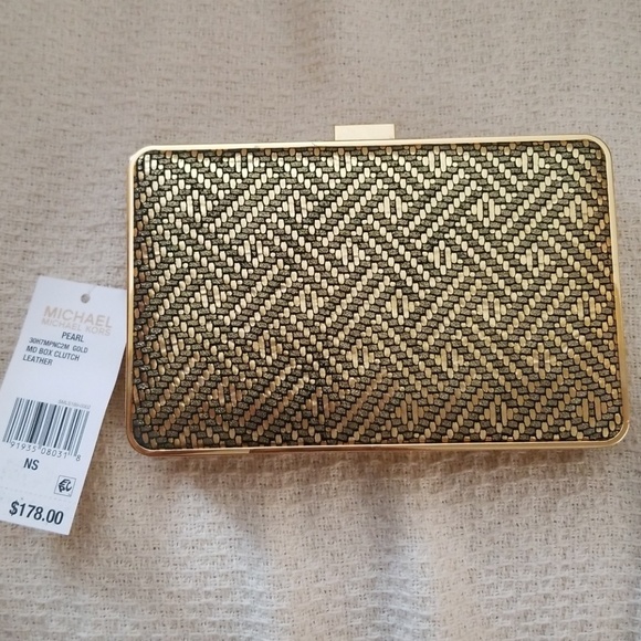 Michael Kors clutch! - Picture 1 of 3